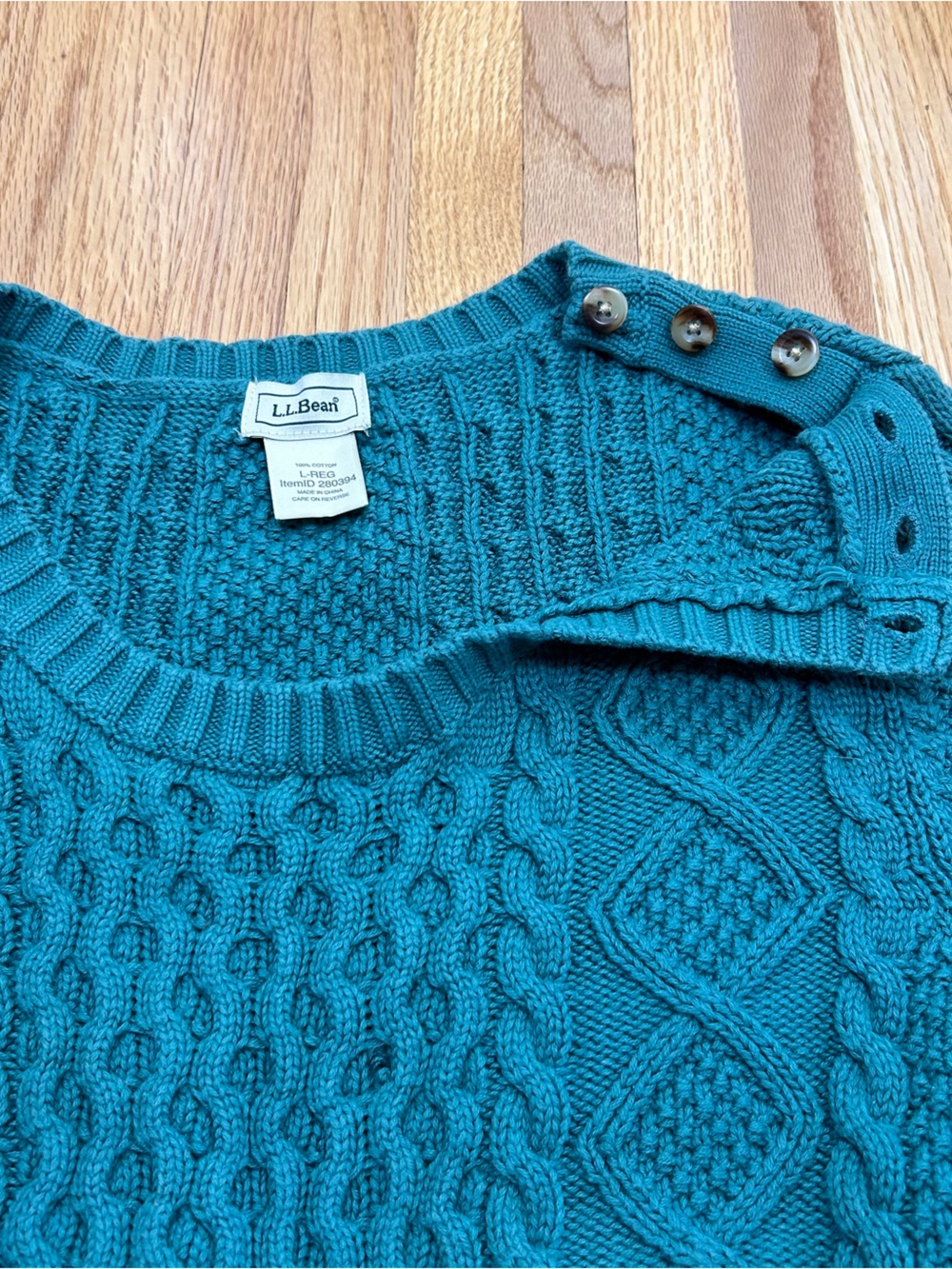 L.L. bean Cable Knit Sweater - Picture 6 of 14